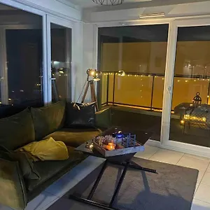  Appartement Meyzieu : superbe appartement très cosy.