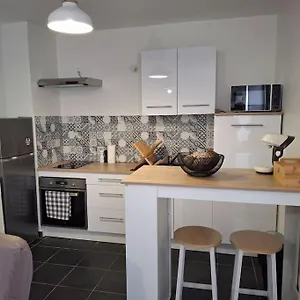  Appartement T1 Meuble Avec Piscine Commune